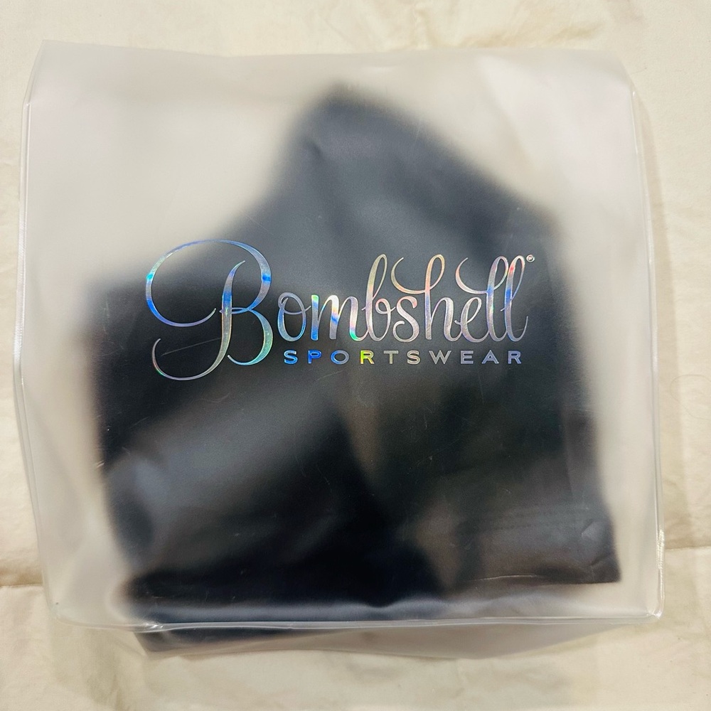 Bombshell Sportswear Divine Bra - Picture 3 of 3
